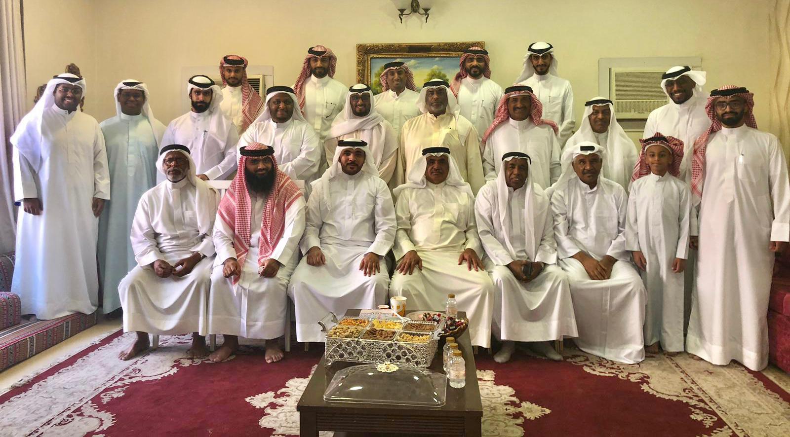 مقتطفات رواد مجلس إبراهيم جاسم سبت